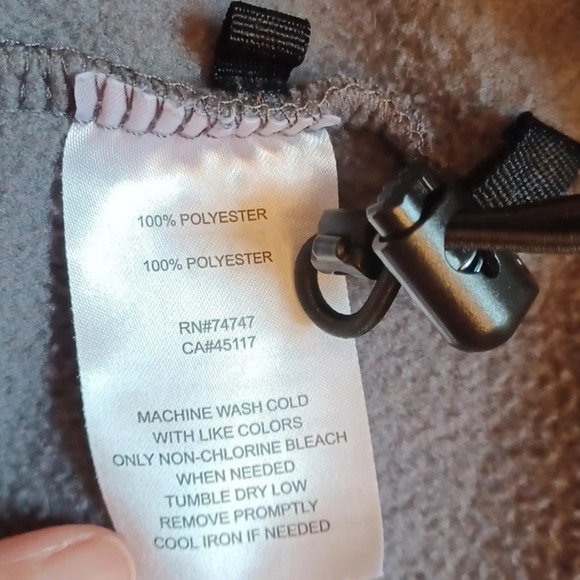 Bass Pro Shop fleece jacket men's size medium - Picture 6 of 6